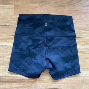 Lululemon Dark Camo Shorts 4”